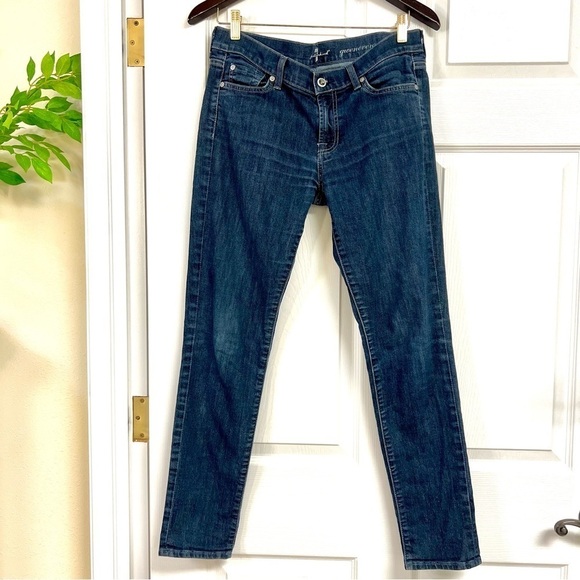7 FOR ALL MANKIND Gwenevere cropped Dark Washed Jeans women’s size 30 - Picture 2 of 10